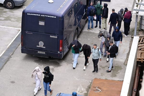 ΟΠΕΚΕΠΕ: Ποινική δίωξη στους 37 για τις παράνομες επιδοτήσεις – Εγκληματική οργάνωση, απάτη και ξέπλυμα μαύρου χρήματος οι κατηγορίες