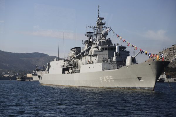 Πολεμικά πλοία στον Πειραιά και τη Θεσσαλονίκη για τον εορτασμό της επετείου της 28ης Οκτωβρίου 1940 – Ελεύθερη πρόσβαση στο κοινό