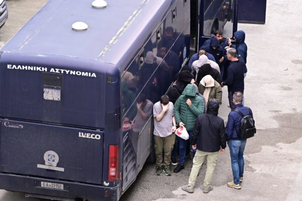 ΟΠΕΚΕΠΕ: Απολογούνται σήμερα οι πρώτοι 12 κατηγορούμενοι – Καταγγελίες στην Εξεταστική για κύκλωμα εκφοβισμού υπαλλήλων του Οργανισμού