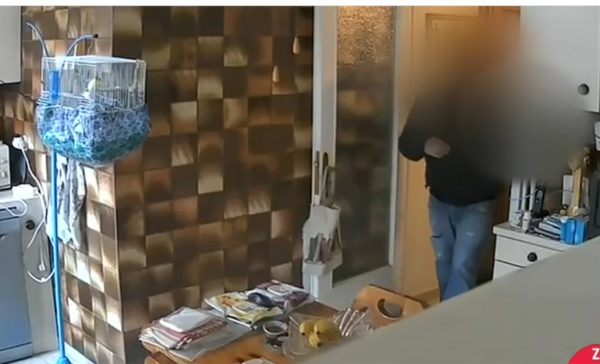 Βίντεο με τη δράση του 59χρονου που «ξάφριζε» σπίτια ηλικιωμένων παριστάνοντας τον υδραυλικό – Πάνω από 280.000 ευρώ η λεία