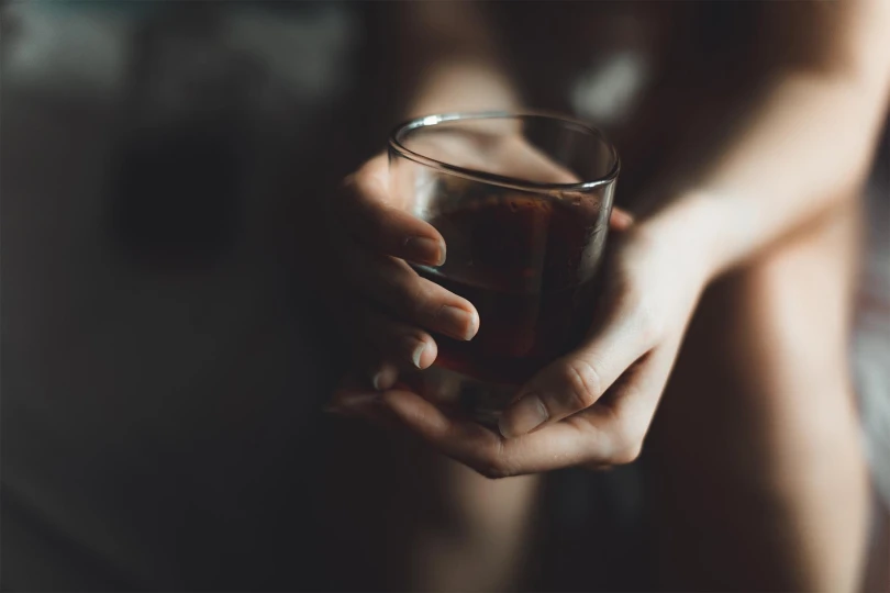 Αλκοόλ και ανήλικοι – Ένα πολυπαραγοντικό φαινόμενο που τείνει να γίνει κοινωνική μάστιγα