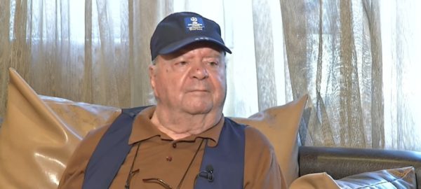 O Γιώργος Κατσαρός στο «10 Με Τόνο»: Η Μαρινέλλα, ο Πυθαγόρας κι εγώ ζωντανέψαμε το Έπος του ’40 – Kάθε τραγούδι είχε τη δική του ιστορία