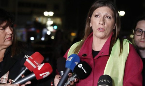 Κωνσταντοπούλου: Μην αγγίζετε τα ονόματα – Λέμε «ναι» στην αξιοπρέπεια, στη ζωή, στη μνήμη, στη δικαιοσύνη