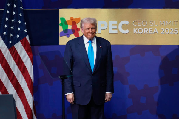 Τραμπ: Δεν ήρθα στη Νότια Κορέα για να δω τον Καναδά