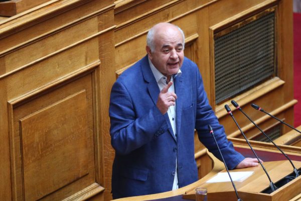 Βουλή – Ν. Καραθανασόπουλος:« Όχι στον «κόφτη», ναι στον αυτοπεριορισμό»