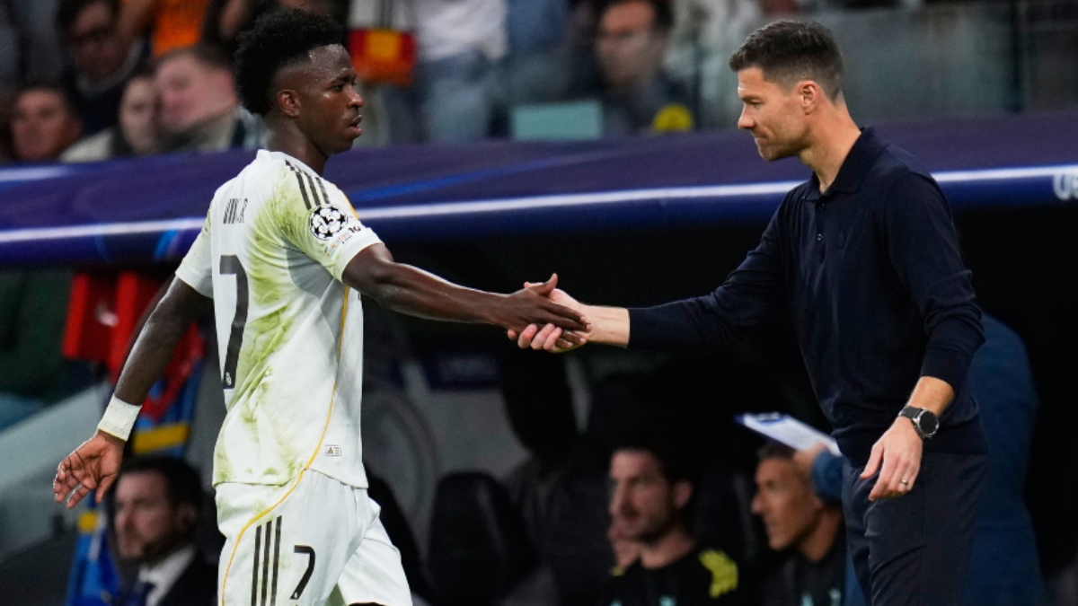 Τσάμπι Αλόνσο: «Ο Βίνι δεν θα τιμωρηθεί, το θέμα έχει κλείσει»