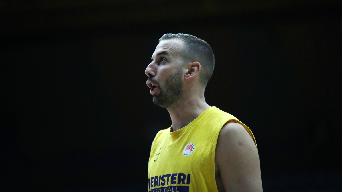 Γιάνκοβιτς:«Nα δείξουμε από το πρώτο μέχρι το τελευταίο λεπτό ότι το θέλουμε πιο πολύ από την ΑΕΚ»