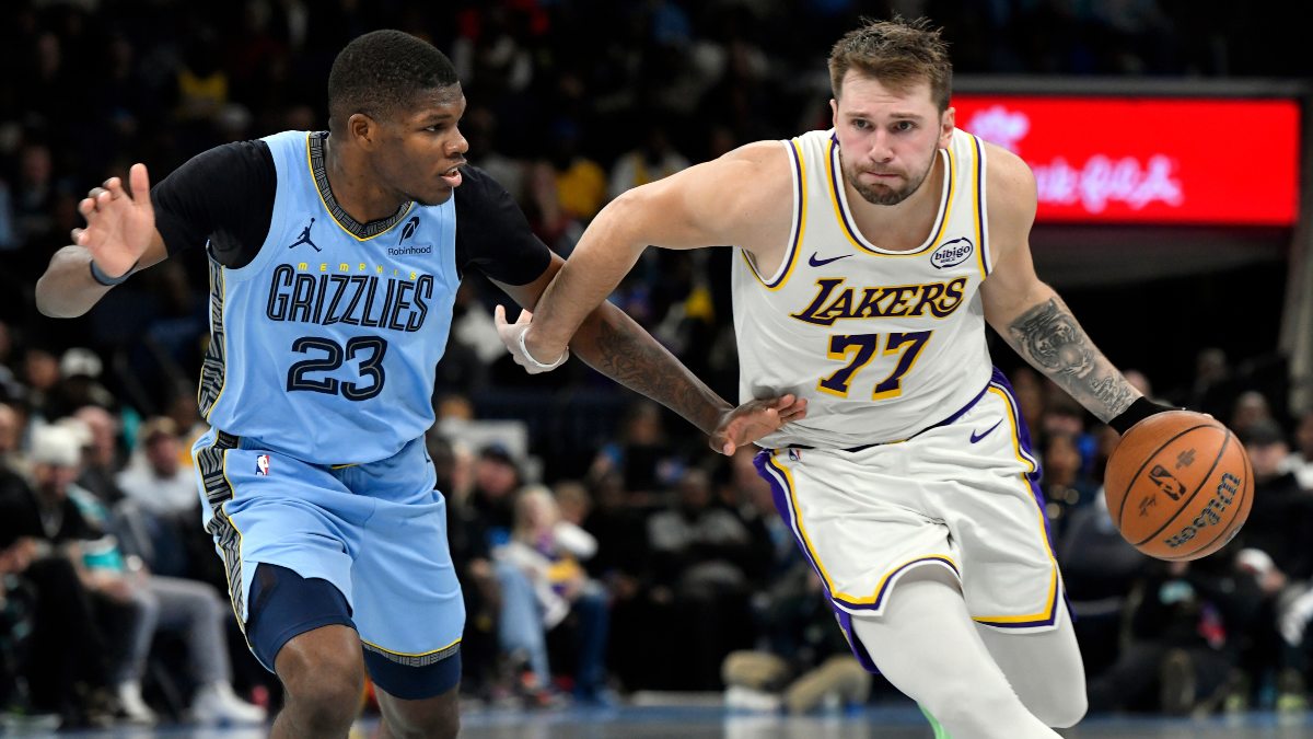 Μαγικός Ντόντσιτς οδήγησε στη νίκη τους Λέικερς σε βάρος των Γκρίζλις (vids)