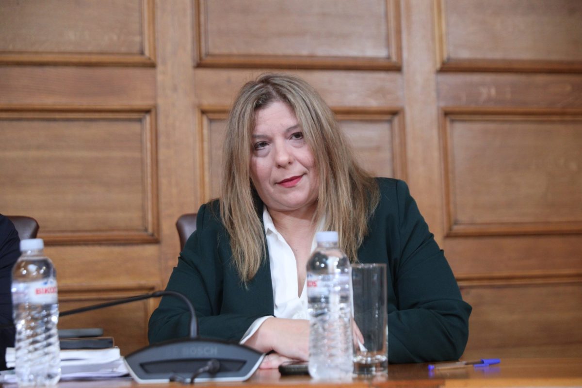 Μαρία Συρεγγέλα για ΕΛΤΑ: Η απόφαση πρέπει να ανακληθεί και να επανεξεταστεί ένα νέο βιώσιμο πλαίσιο