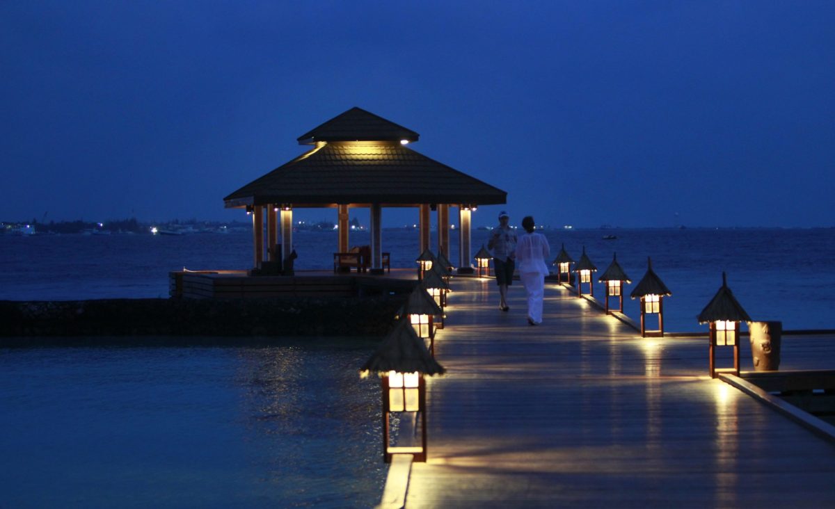 Η πρώτη χώρα στον κόσμο που απαγορεύει το κάπνισμα σε όσους έχουν γεννηθεί μετά το 2007