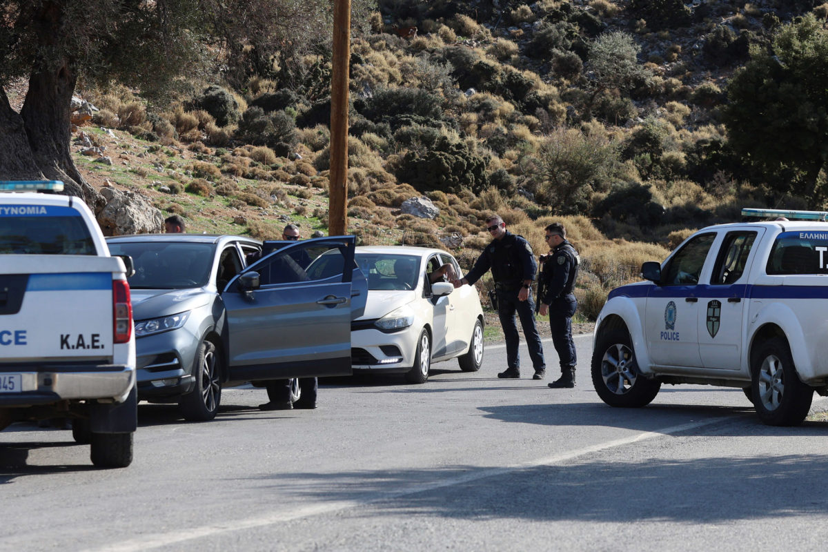 Άφαντα τα τρία αδέρφια που κατηγορούνται για το μακελειό στα Βορίζια – Συνεχίζεται το ανθρωποκυνηγητό της ΕΛ.ΑΣ.