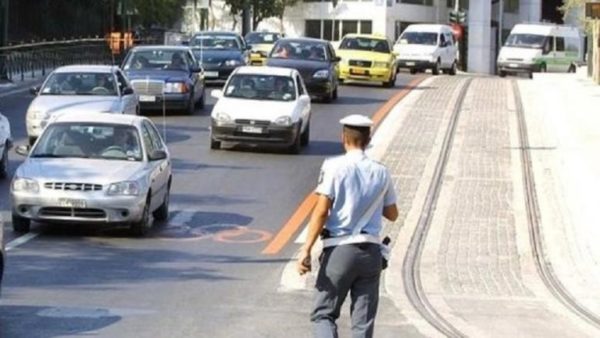 Δ. Γαβαλάκης στο ΕΡΤnews: Τεράστιο κοινωνικό θέμα τα ανασφάλιστα οχήματα – Τι πρέπει να ξέρουν όσοι έχουν ατύχημα με αυτοκίνητο χωρίς ασφάλεια