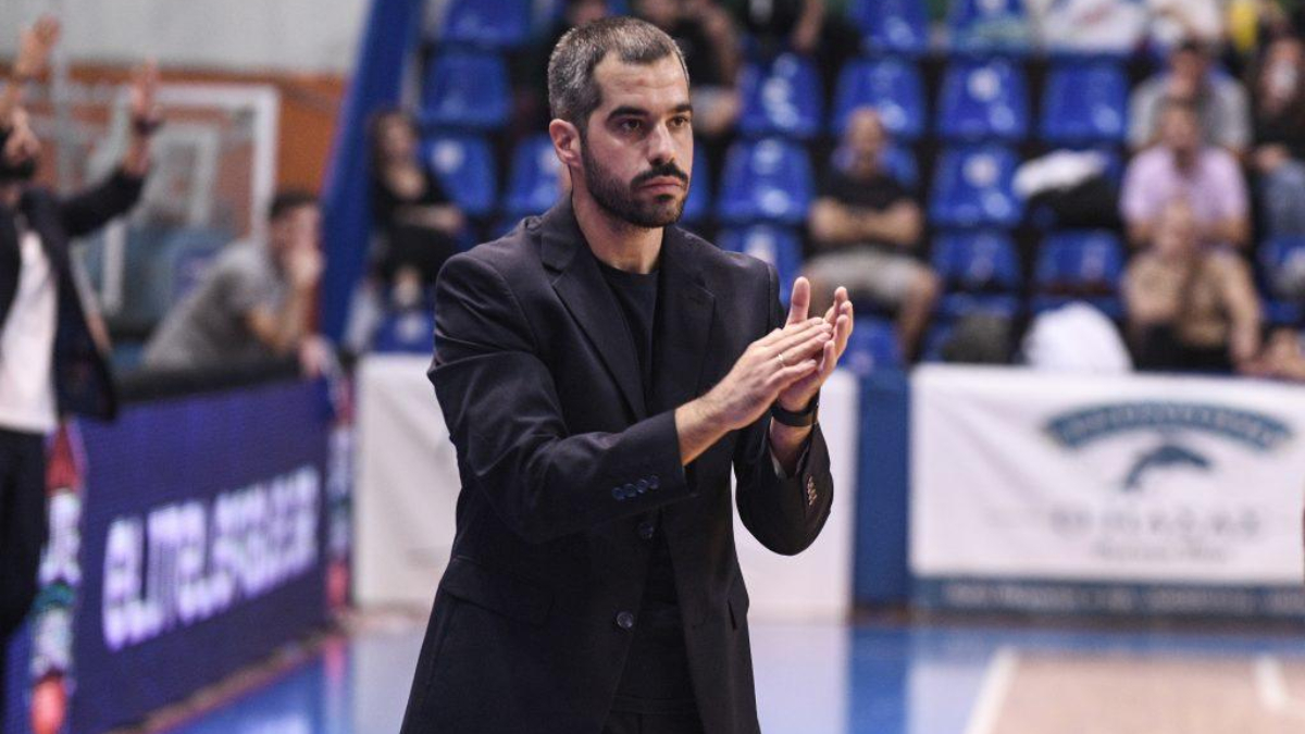 Τερζής: «Η άμυνα θα μας δώσει τη διάρκεια μέσα στο πρωτάθλημα»