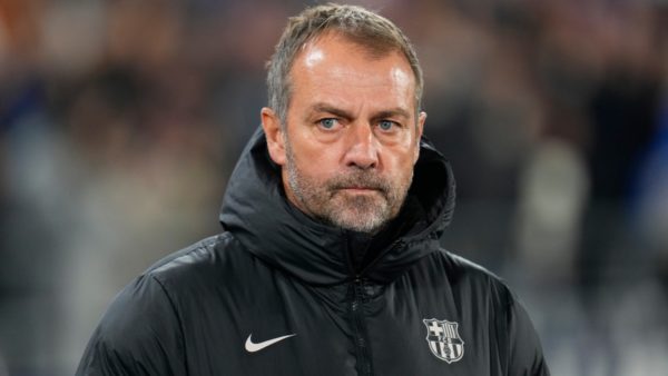 Φλικ: «Υπάρχουν πράγματα που πρέπει να συζητήσω με τους παίκτες»