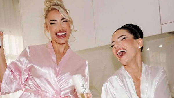 Ιωάννα Τούνη: Μας δείχνει το δώρο αξίας 4.000€ που έκανε στη Στέλλα Πάσσαρη