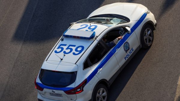 Πάτρα: Σύλληψη 40χρονου καθηγητή για πορνογραφία ανηλίκων – Έδειξε γυμνές φωτογραφίες των παιδιών του σε μαθήτρια