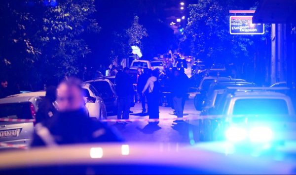 Πυροβολισμοί στην Κυψέλη: Εντοπίστηκαν 6 κάλυκες, ένας τραυματίας στο «Γεννηματάς»