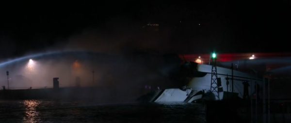 Πειραιάς: Φωτιά σε τέσσερα σκάφη στην Ακτή Θεμιστοκλέους