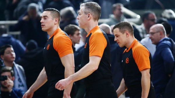 Βγήκαν οι διαιτητές για το ματς Αρμάνι Μιλάνο – Ολυμπιακός