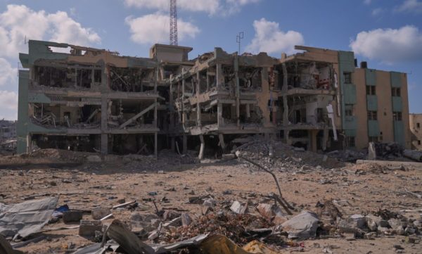 Το Ισραήλ σχεδιάζει να απελάσει άρρωστους Παλαιστινίους πίσω στη Γάζα