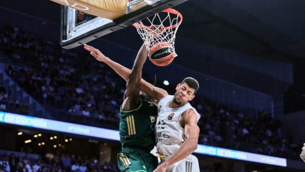 Στην κορυφή του Top-10 το “πόστερ” του Φαρίντ στον Ταβάρες (vid)