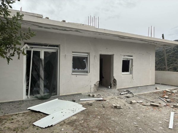 Στην ανακρίτρια τη Δευτέρα ο 23χρονος για τη βόμβα στα Βορίζια – Άφαντα τα όπλα του μακελειού