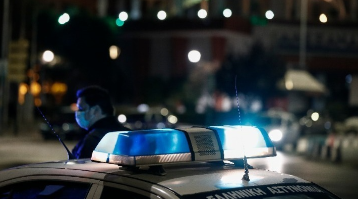 Και πρώην αθλήτρια ανάμεσα στους συλληφθέντες για τις τηλεφωνικές απάτες – Φέρεται να «ξέπλενε» για λογαριασμό του αδερφού της