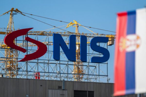 Εβδομαδιαία προθεσμία στη Σερβία για ρύθμιση της λειτουργίας του ρωσικής ιδιοκτησίας διυλιστηρίου NIS