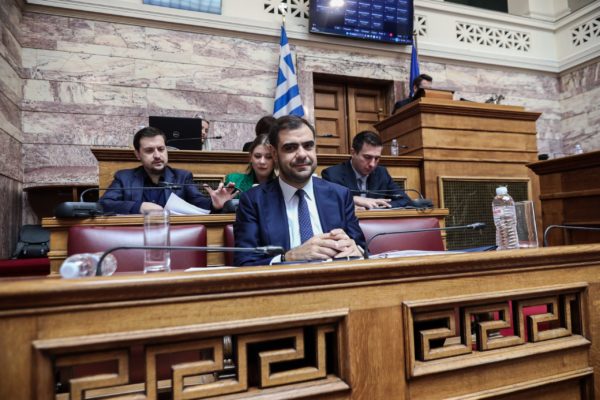 Π. Μαρινάκης: Θωρακίζουμε την ανεξαρτησία της ΕΡΤ – Η κυβέρνηση περιορίζεται μόνο σε διοικητική και οικονομική εποπτεία, καμία παρέμβαση στο πρόγραμμα