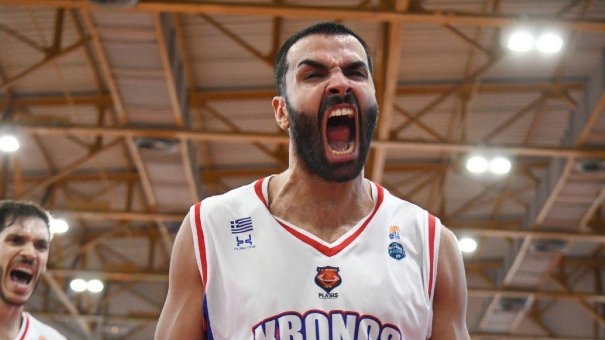 Μαστόρος: «Βλέπουμε κάθε αγώνα σαν να έχουμε χάσει τον προηγούμενο»