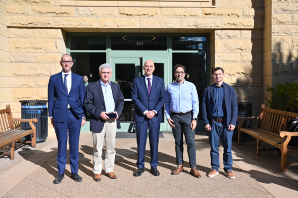 Επίσκεψη Ν. Δένδια στο Στάνφορντ: Το ελληνικό οικοσύστημα καινοτομίας στο επίκεντρο