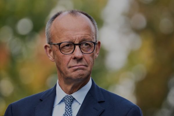 Μερτς: Ο ουκρανικός στρατός θα εξοπλιστεί με συστήματα πυρός μεγάλου βεληνεκούς – Πόλεμος τρομοκρατίας εναντίον του άμαχου πληθυσμού τα ρωσικά πλήγματα