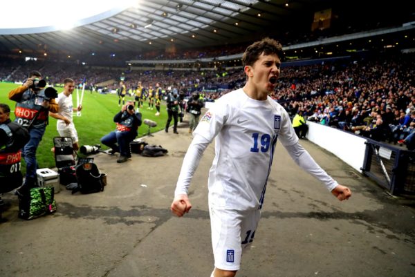 Άνοδος δύο θέσεων στο FIFA ranking για την Εθνική