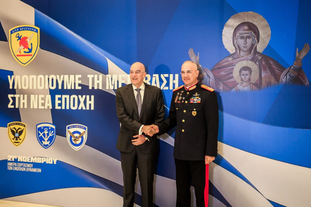 Δέσμη μέτρων για τη «στρατιωτική οικογένεια» ανακοίνωσε ο Νίκος Δένδιας – Τι περιλαμβάνει η «Ατζέντα 2030»