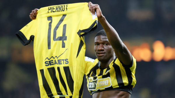 Ζίνι: «Προσπάθησα να επανέλθω όσο πιο γρήγορα γίνεται» (vid)