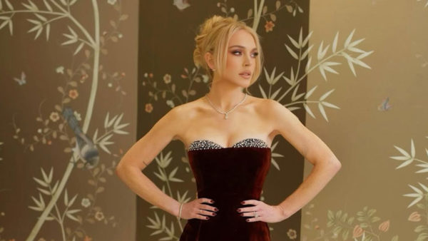 Lindsay Lohan: Το Arabian princess look της είναι η απόλυτη έμπνευση για τα Χριστούγεννα