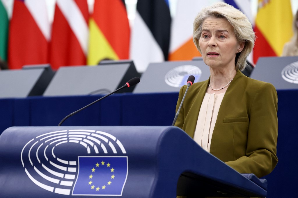 Φον ντερ Λάιεν από το Στρασβούργο: Αδιαπραγμάτευτη η εδαφική ακεραιότητα – Η Ουκρανία σταθερά στην πορεία προς την ΕΕ