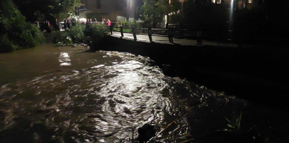 Συναγερμός στον Ποταμό Κέρκυρας λόγω υπερχείλισης υδάτων