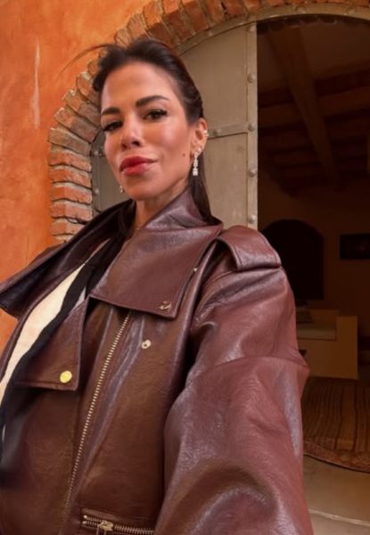 Δάφνη Καραβοκύρη: Αιχμηρά σχόλια για το vidcast της Γαρυφαλλιάς Καληφώνη – «Απορώ ποιος το βλέπει»