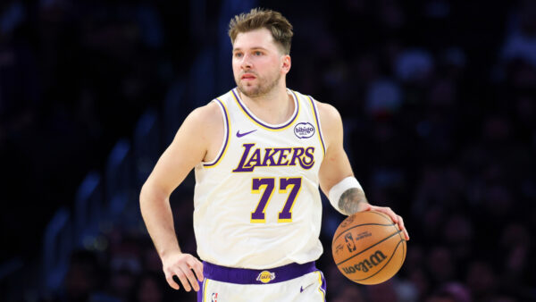 Ο Ντόντσιτς μπήκε στο κλειστό γκρουπ θρύλων των Λέικερς