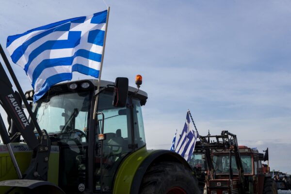 Θεσσαλονίκη: Άνοιξε το τελωνείο Ευζώνων μετά τέσσερις ώρες αποκλεισμού