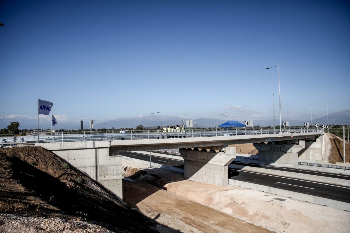 Παραδίδονται το μεσημέρι και τα τελευταία 10 χιλιόμετρα του νέου αυτοκινητοδρόμου Πάτρα – Πύργος