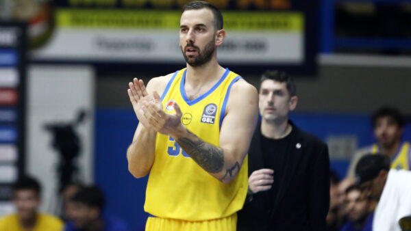 Γιάνκοβιτς: Πρέπει να παίξουμε το παιχνίδι μας, να μην αφήσουμε το Μαρούσι να νιώσει άνετα