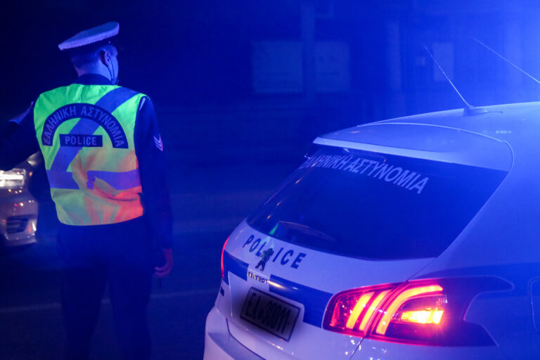 Κλειστό τμήμα της Λεωφόρου Αθηνών στην περιοχή του Χαϊδαρίου λόγω πτώσης βράχων