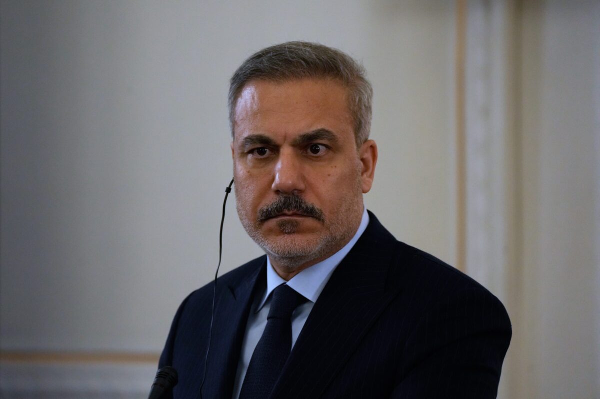 Φιντάν: Η Τουρκία επιδιώκει άρση των αμερικανικών κυρώσεων και σταθερότητα στη Συρία