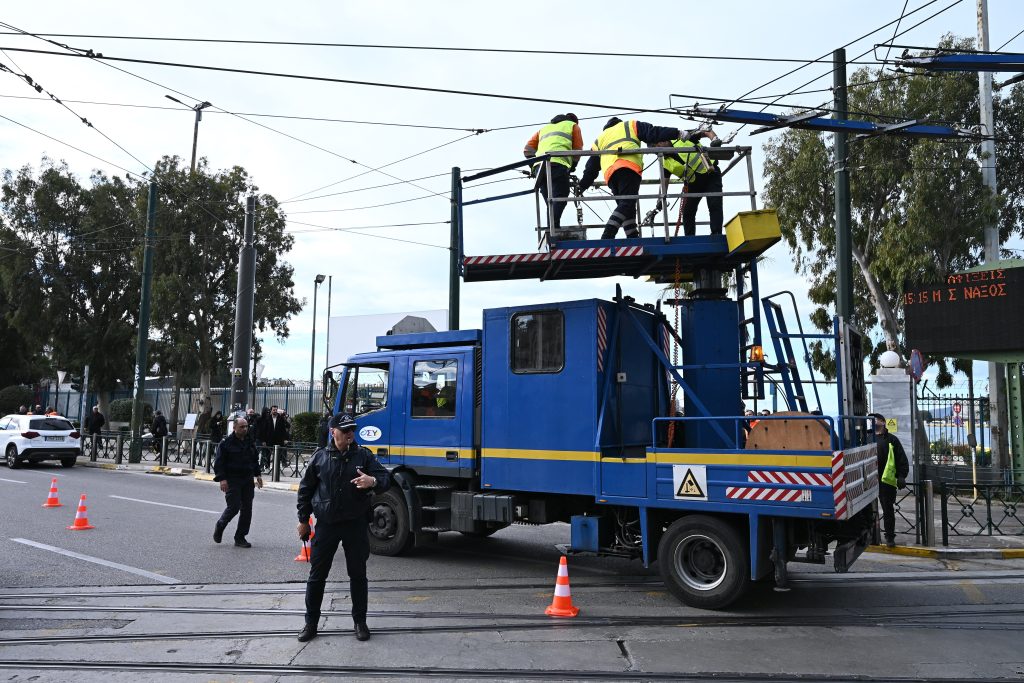 «Τέλος εποχής»: Από Δευτέρα οι γραμμές 17 και 20 των τρόλει αντικαθίστανται από ηλεκτρικά λεωφορεία