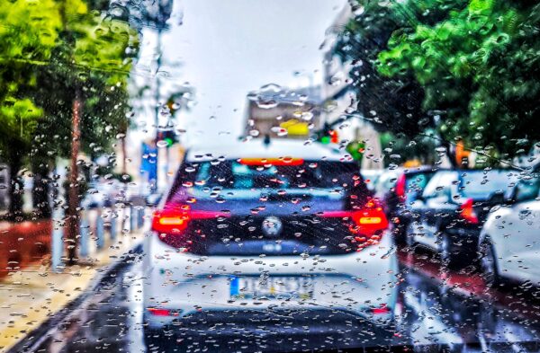 Τελευταίο κύμα κακοκαιρίας σήμερα: Ισχυρές βροχές στην Κρήτη, βελτίωση από Τρίτη – Πρόγνωση από την Α. Τυράσκη