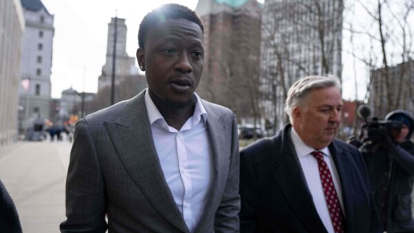 Δηλώνει αθώος ο Τέρι Ροζίερ