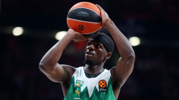 Η Ζάλκγιρις έφυγε θριαμβεύτρια από το “ροντέο” του Παρισιού