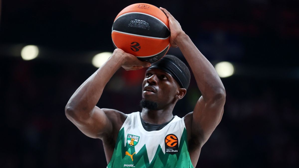 Η Ζάλκγιρις έφυγε θριαμβεύτρια από το “ροντέο” του Παρισιού